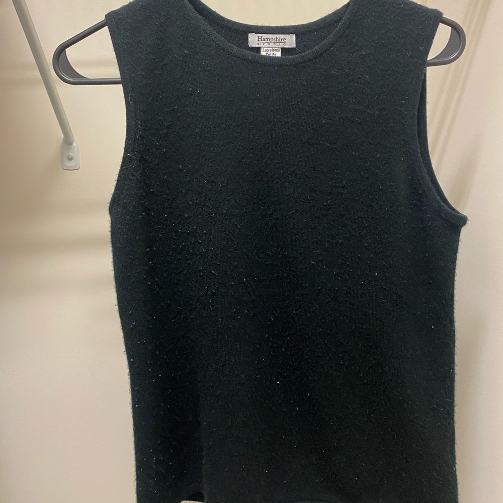 Black sweater vest size: S